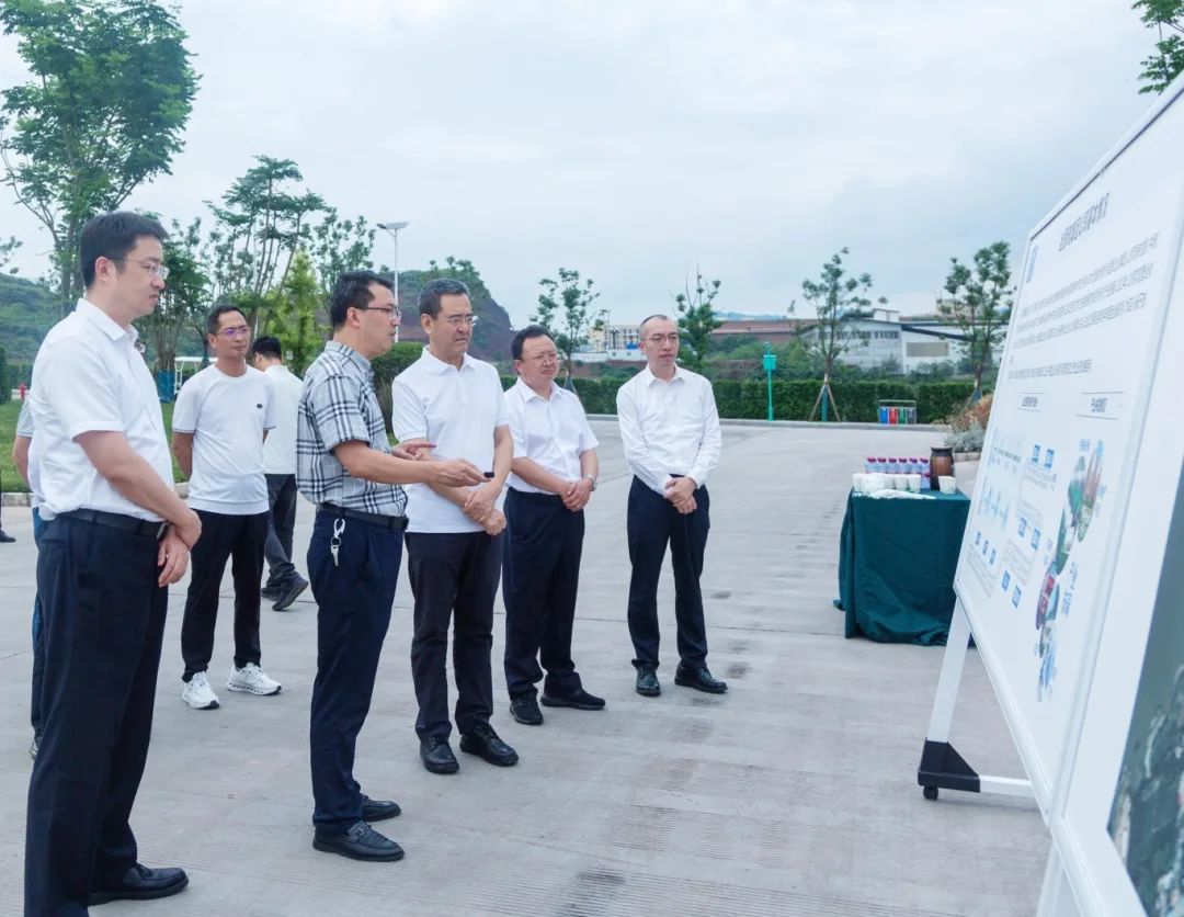 省国资委党委书记、主任冯文生赴宜宾调研国企改革深化提升行动工作并主持召开片区座谈会