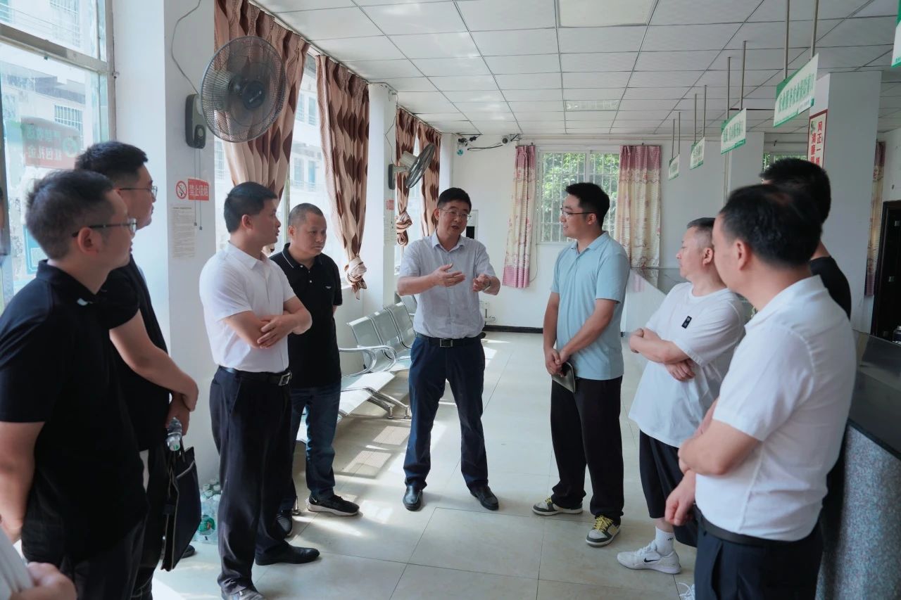 许东明赴南充市嘉陵区、巴中市通江县调研督导定点帮扶和托底性帮扶工作